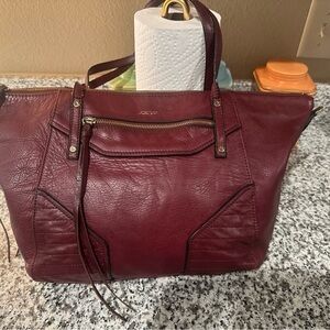Joe’s Jeans Leather Tote bag in Burgundy